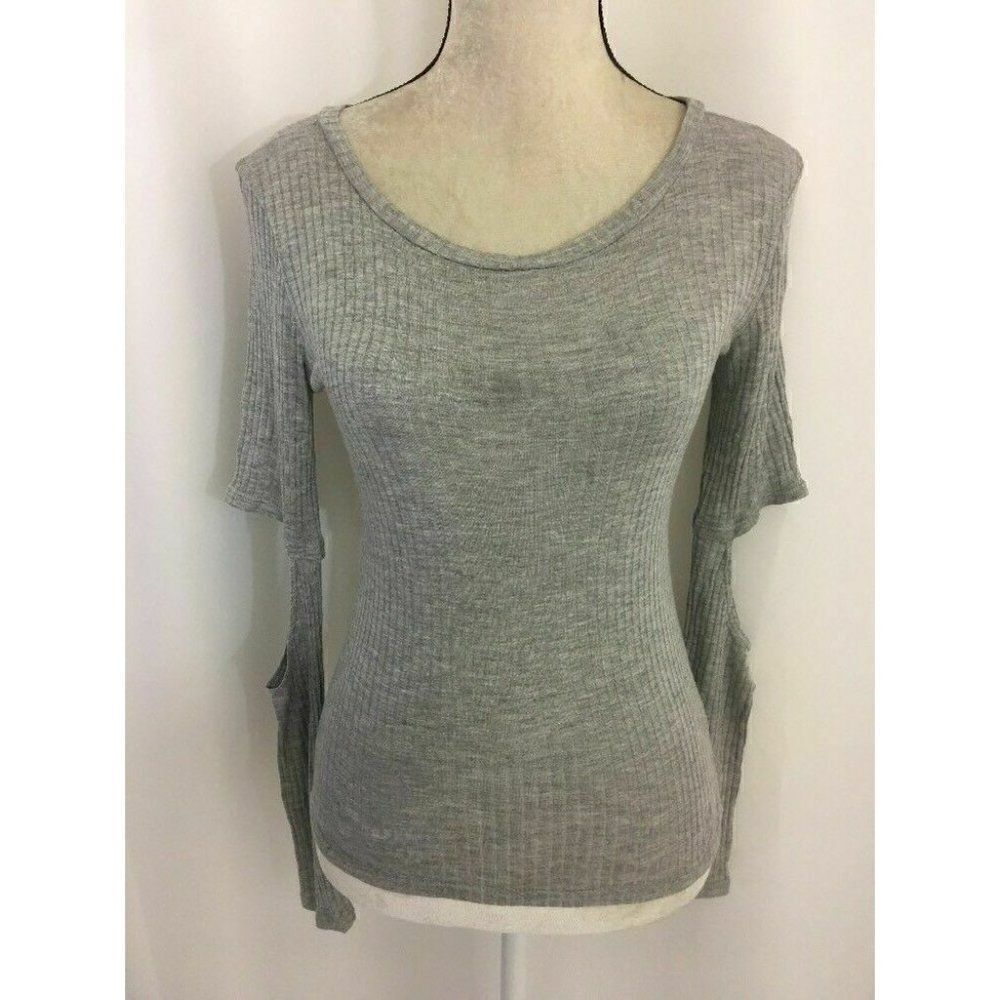 Emma & Sam Long Sleeve Slit Sleeve top